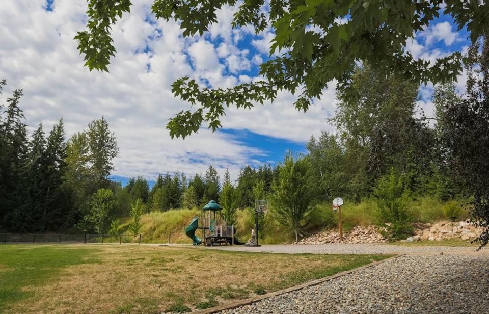 Blind Bay Resort Exterior photo